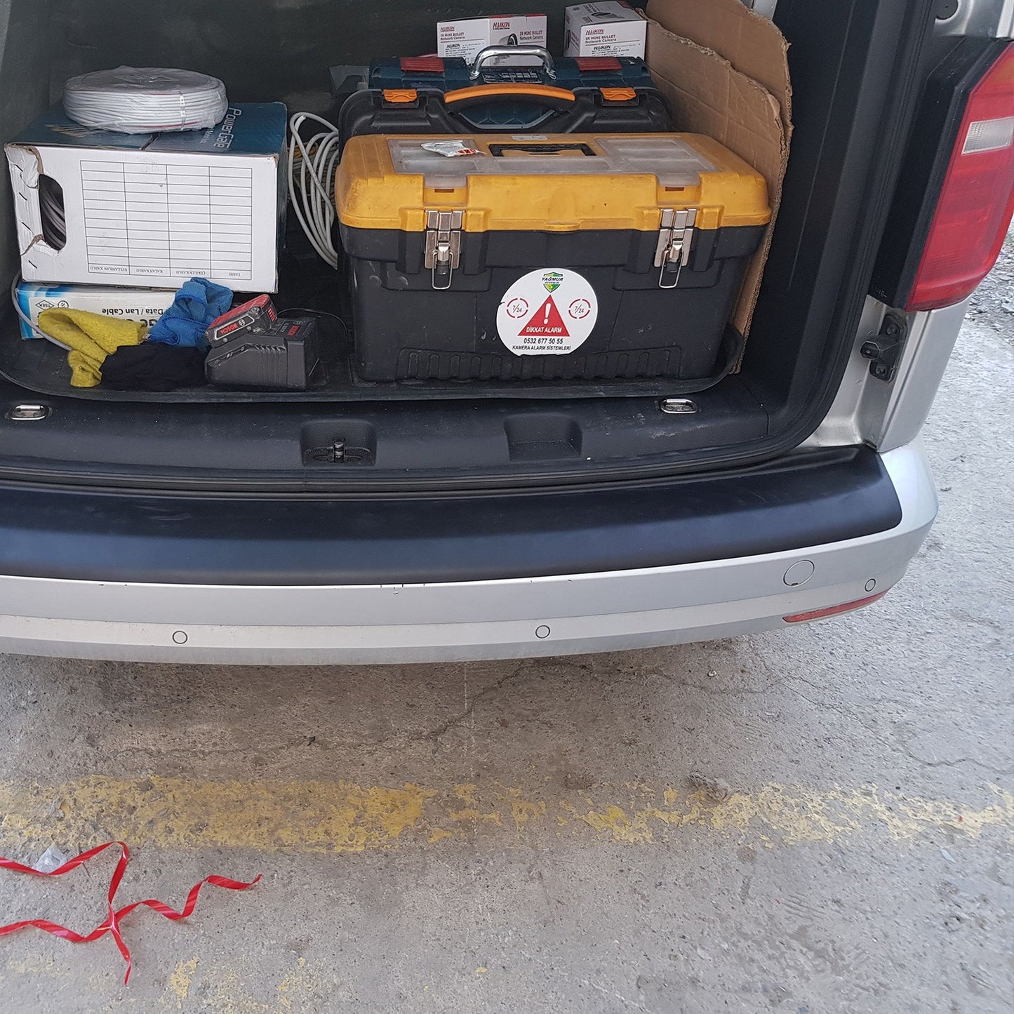 Volkswagen Caddy 2010-2015 Yıl Aralığı Uyumlu Arka Tampon Eşiği Mat