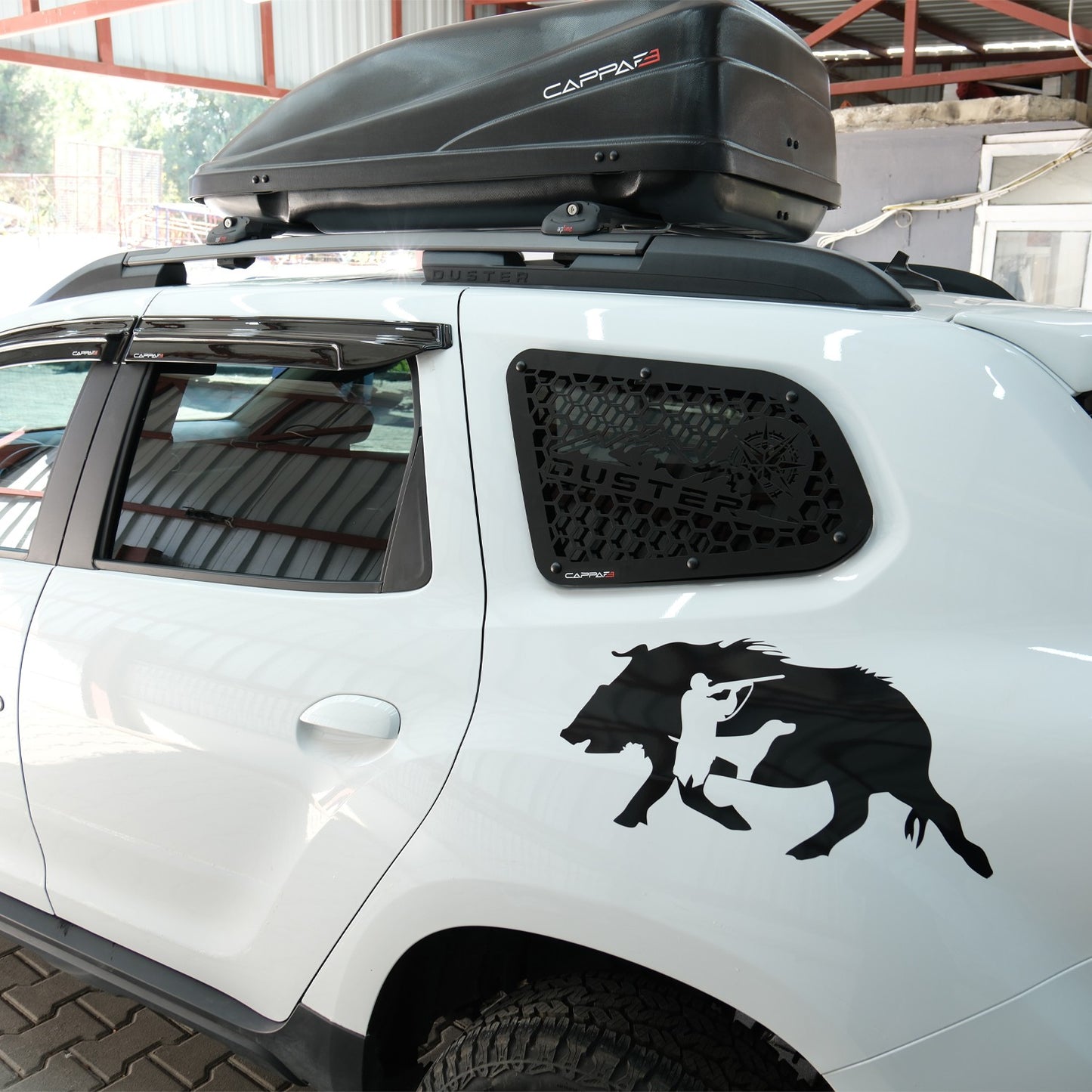 Dacia Duster 2018-2024 Yıl Aralığı Uyumlu Metal Kelebek Cam 2 Parça