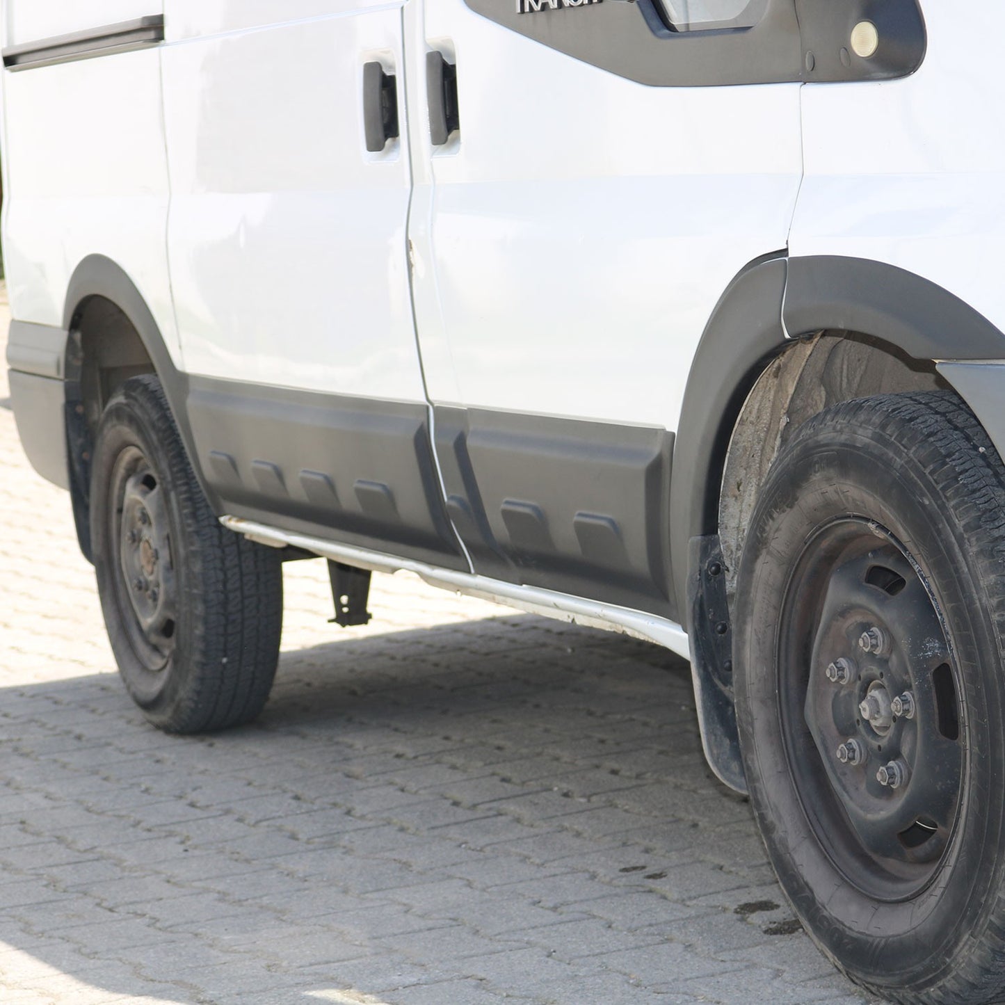 Ford Transit 2006-2013 Yıl Aralığı Uyumlu Kısa Şase Set 12 Prç.