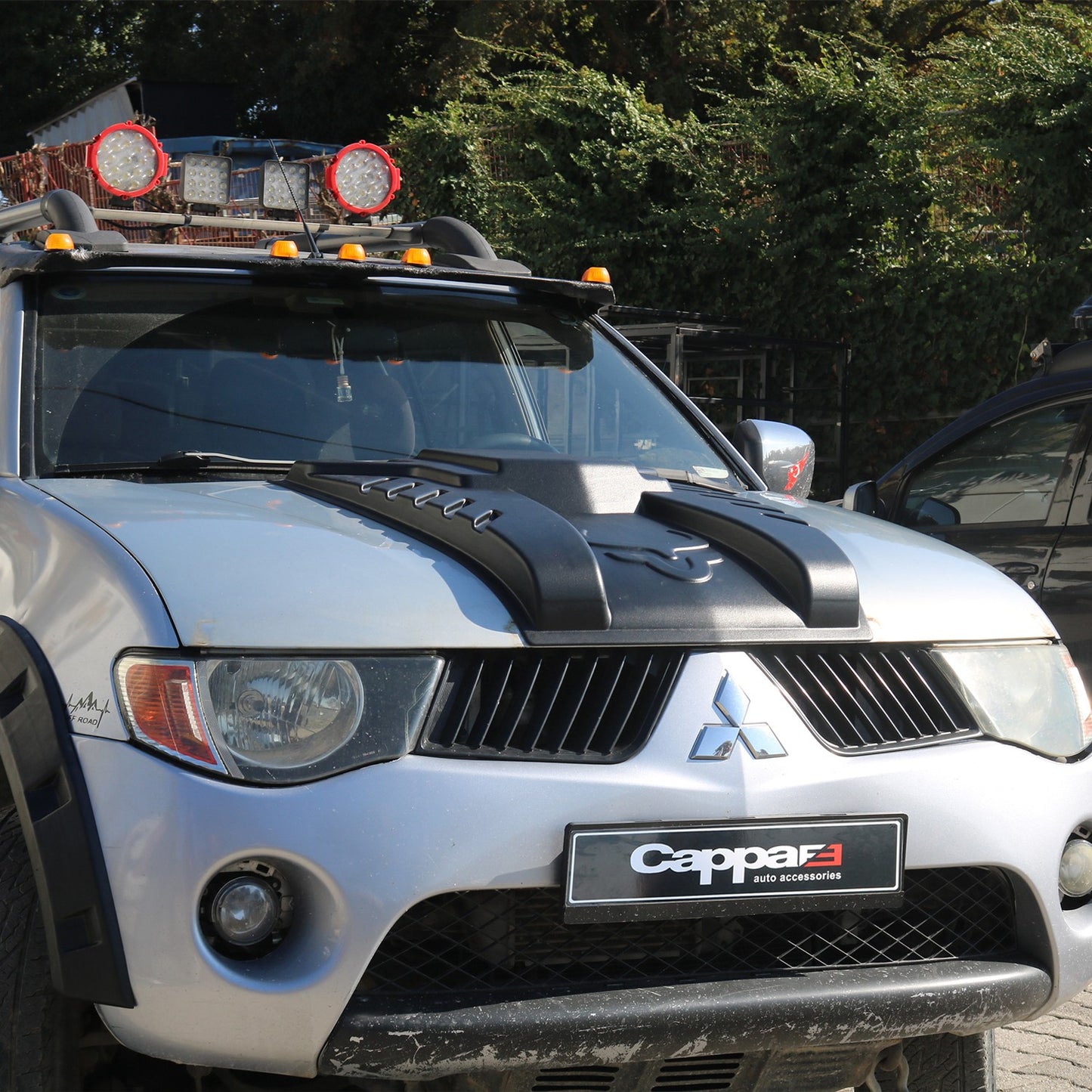 Mitsubishi L200 2007-2015 Yıl Aralığı Uyumlu Ön Kaput Büyük Scoop