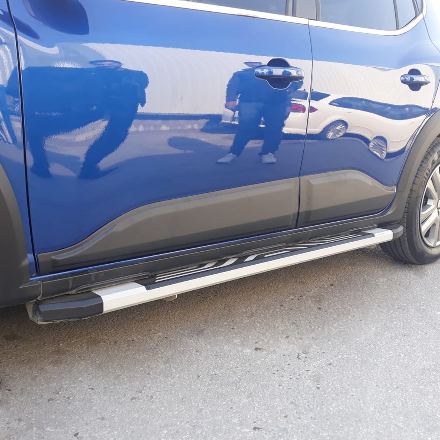 Dacia Sandero 2021- Yılı ve Sonrası Uyumlu Kapı Dodik 4 Parça