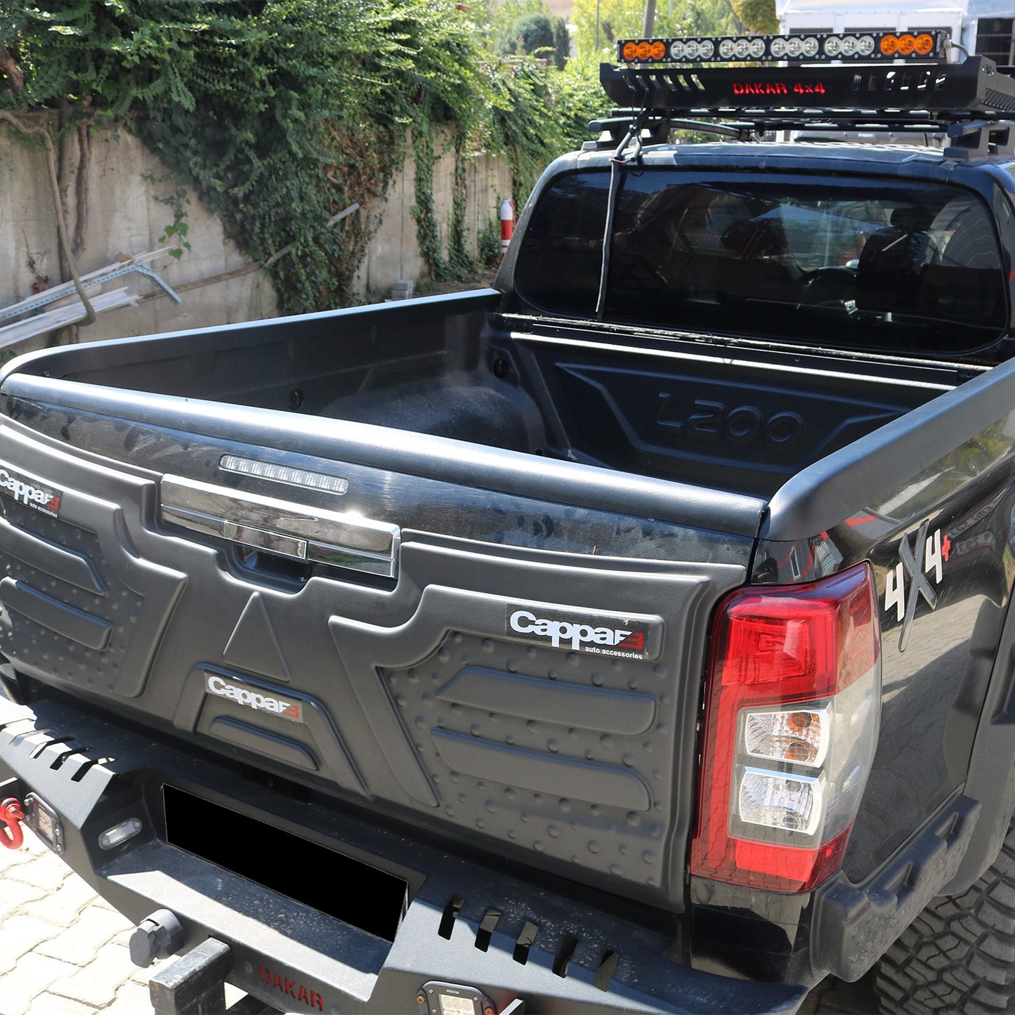 Mitsubishi L200 2019- Yılı ve Sonrası Uyumlu Kasa Kenar Koruma 3 Parça