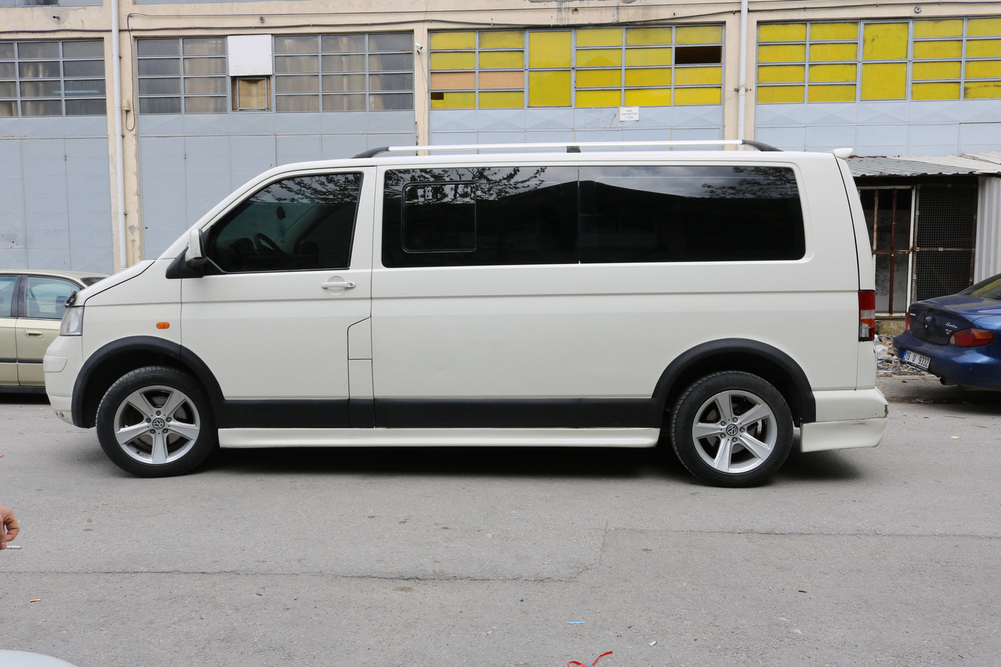 Volkswagen Transporter T5 2003-2009 Yıl Aralığı Uyumlu Kısa Şase Çift Sürgü Dodik Seti 11 Parça