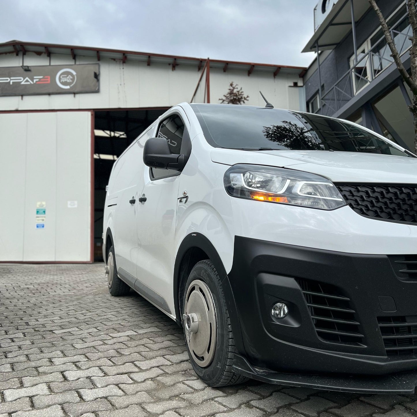 Fiat Scudo 2023- Yıl ve Sonrası Uyumlu Çamurluk Dodik 8 Parça