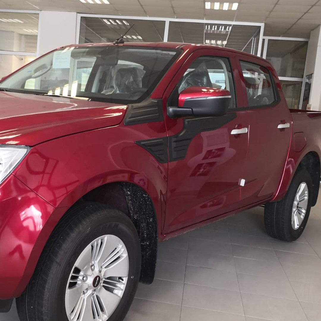 Isuzu D-Max 2020- Yılı ve Sonrası Uyumlu Yarasa Kapı Kaplama 6 Parça