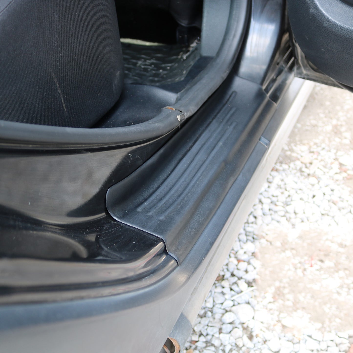Dacia Sandero 2012-2020 Yıl Aralığı Uyumlu Kapı Eşiği 4 Parça