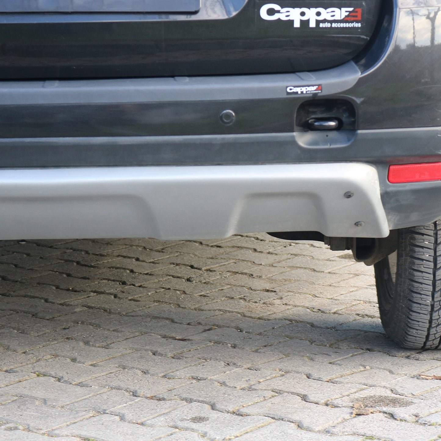 Dacia Duster 2010-2017 Yıl Aralığı Uyumlu Arka Tampon Difüzör