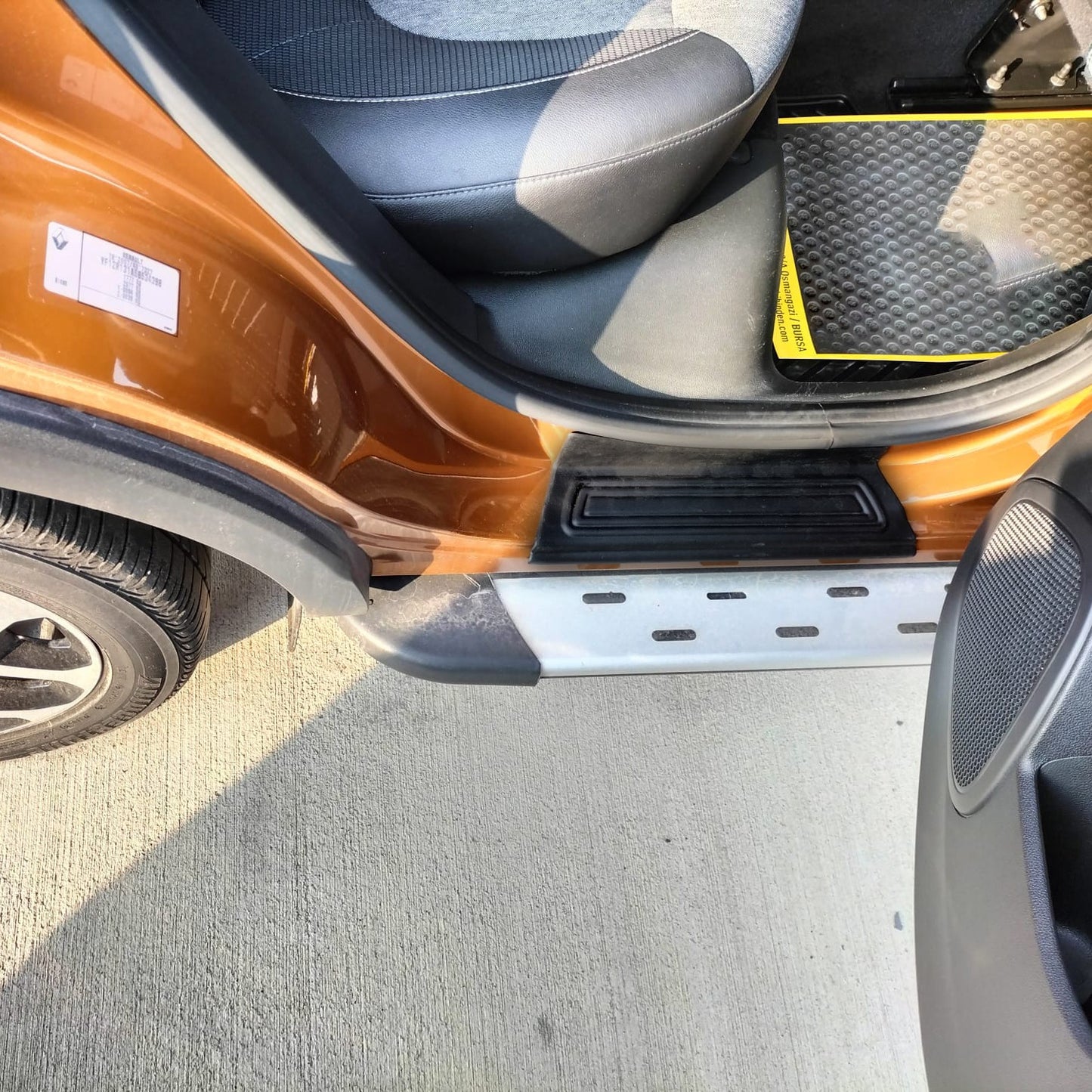 Renault Captur 2013-2019 Yıl Aralığı Uyumlu Kapı Eşiği 4 Parça
