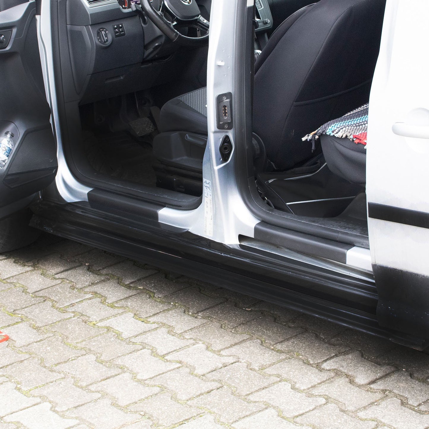 Volkswagen Caddy 2015-2020 Yıl Aralığı Uyumlu Kapı Eşiği 4 Parça