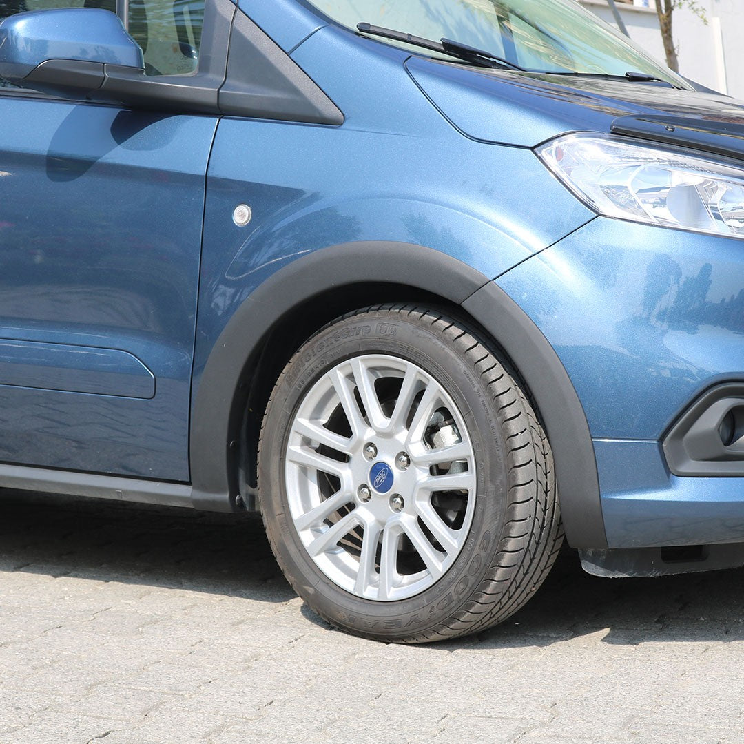 Ford Courier 2014-2018 Yıl Aralığı Uyumlu Çamurluk Dodik 8 Parça