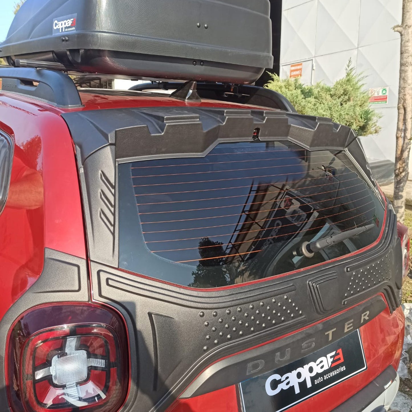 Dacia Duster 2018-2022 Yıl Aralığı Uyumlu Arka Cam Spoiler 3 Parça
