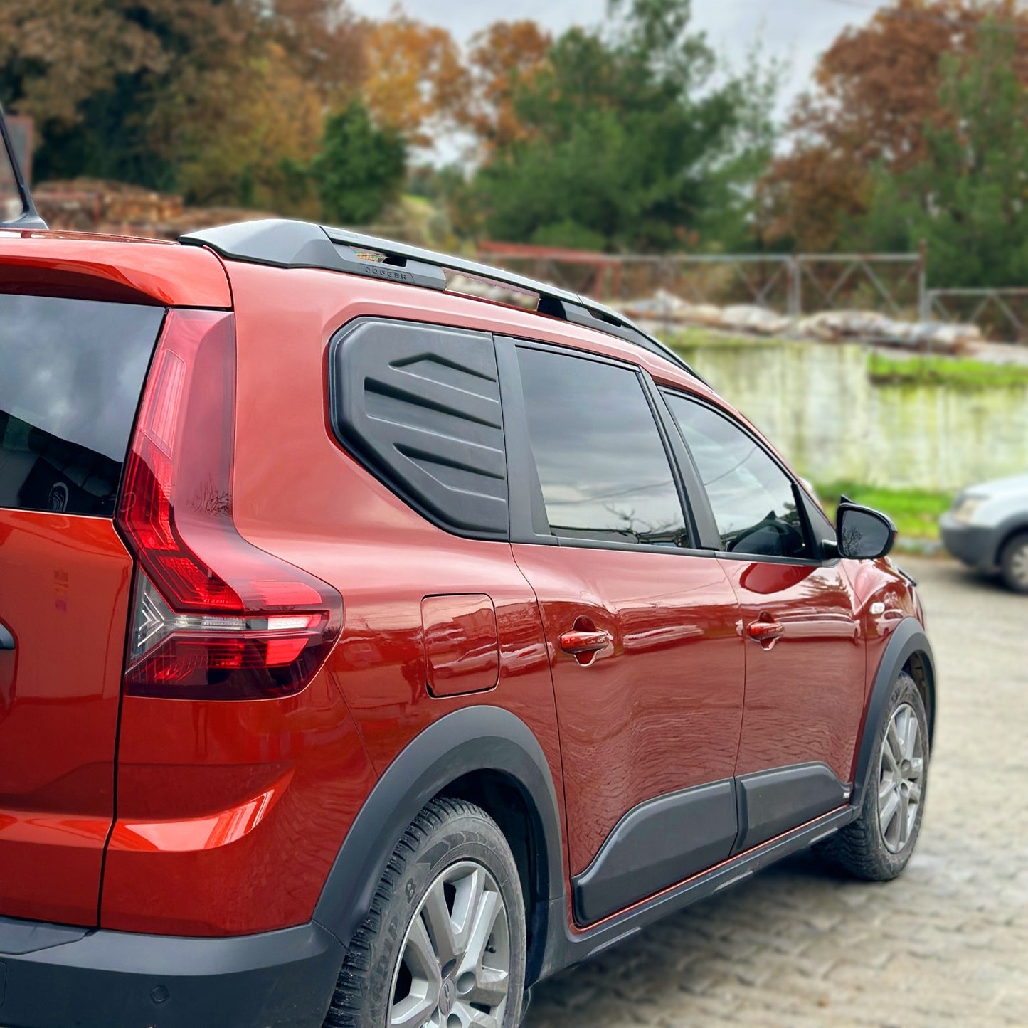 Dacia Jogger 2022- Yılı ve Sonrası Uyumlu Kapı Dodik 4 Parça
