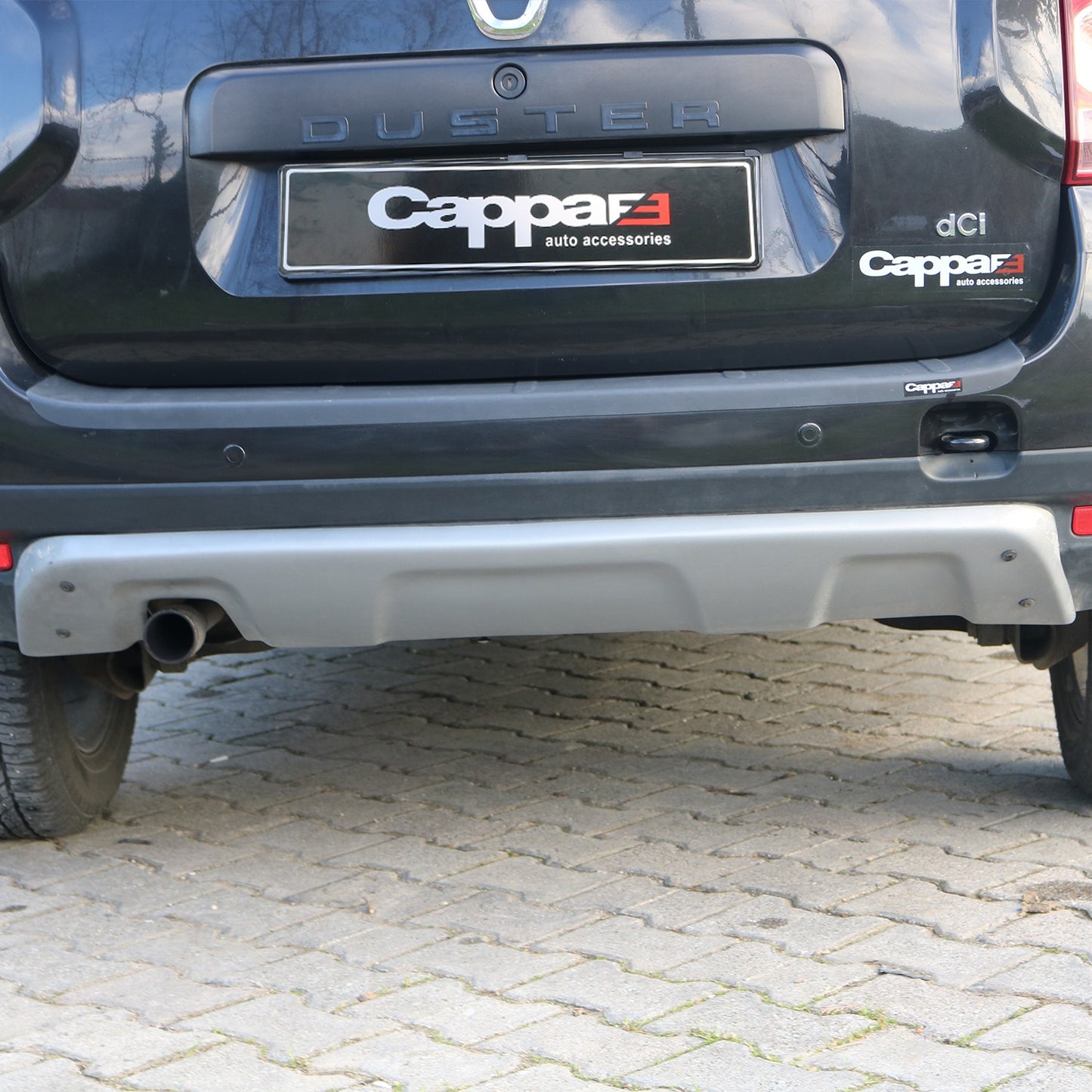 Dacia Duster 2010-2017 Yıl Aralığı Uyumlu Arka Tampon Difüzör