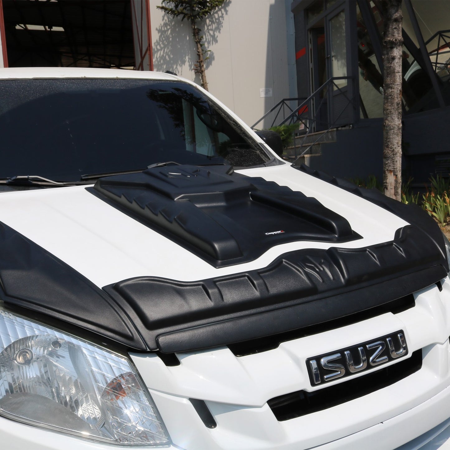 Isuzu D-Max 2012-2017 Yıl Aralığı Uyumlu Ön Kaput Scoop