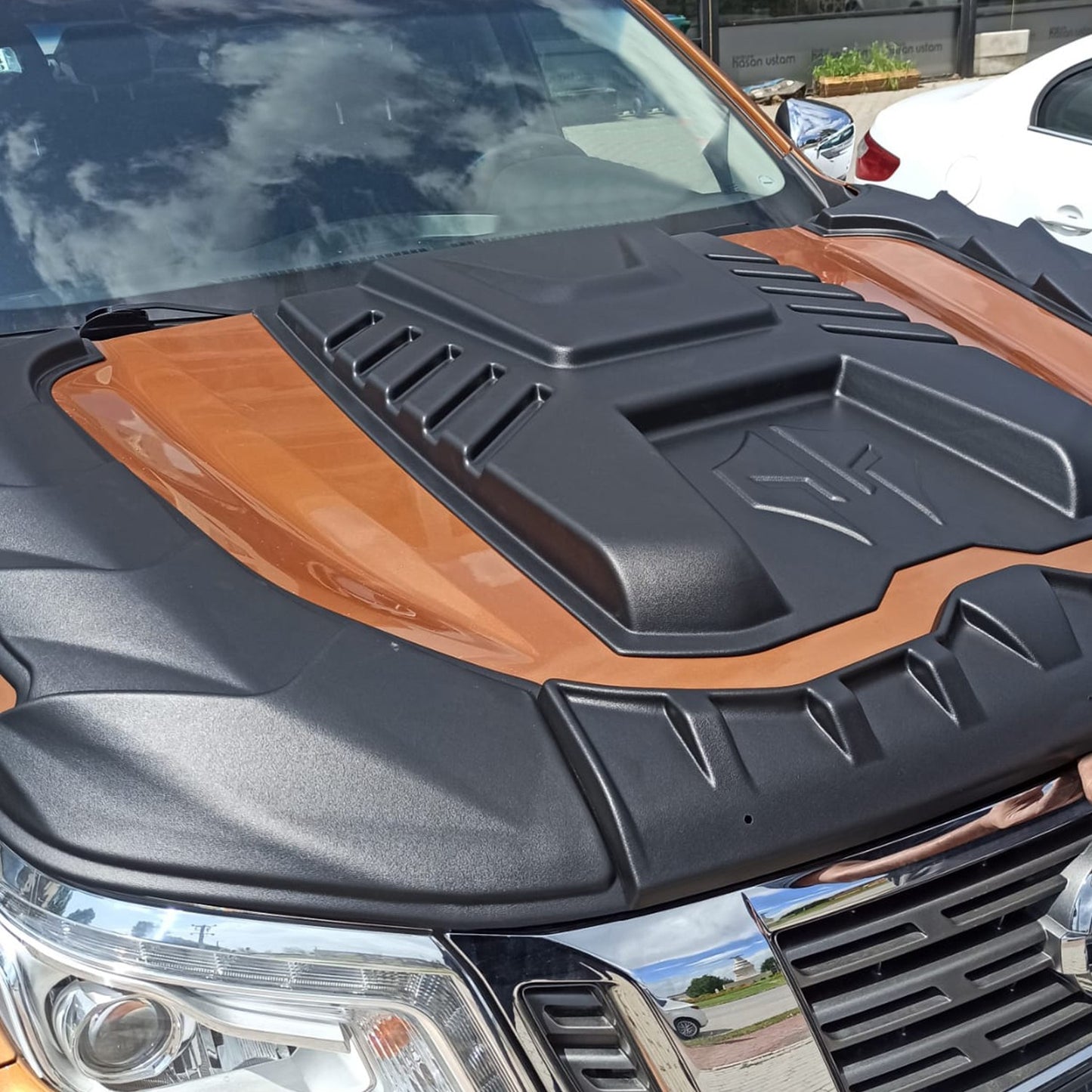 Nissan Navara 2016-2021 Yıl Aralığı Uyumlu Ön Kaput Scoop
