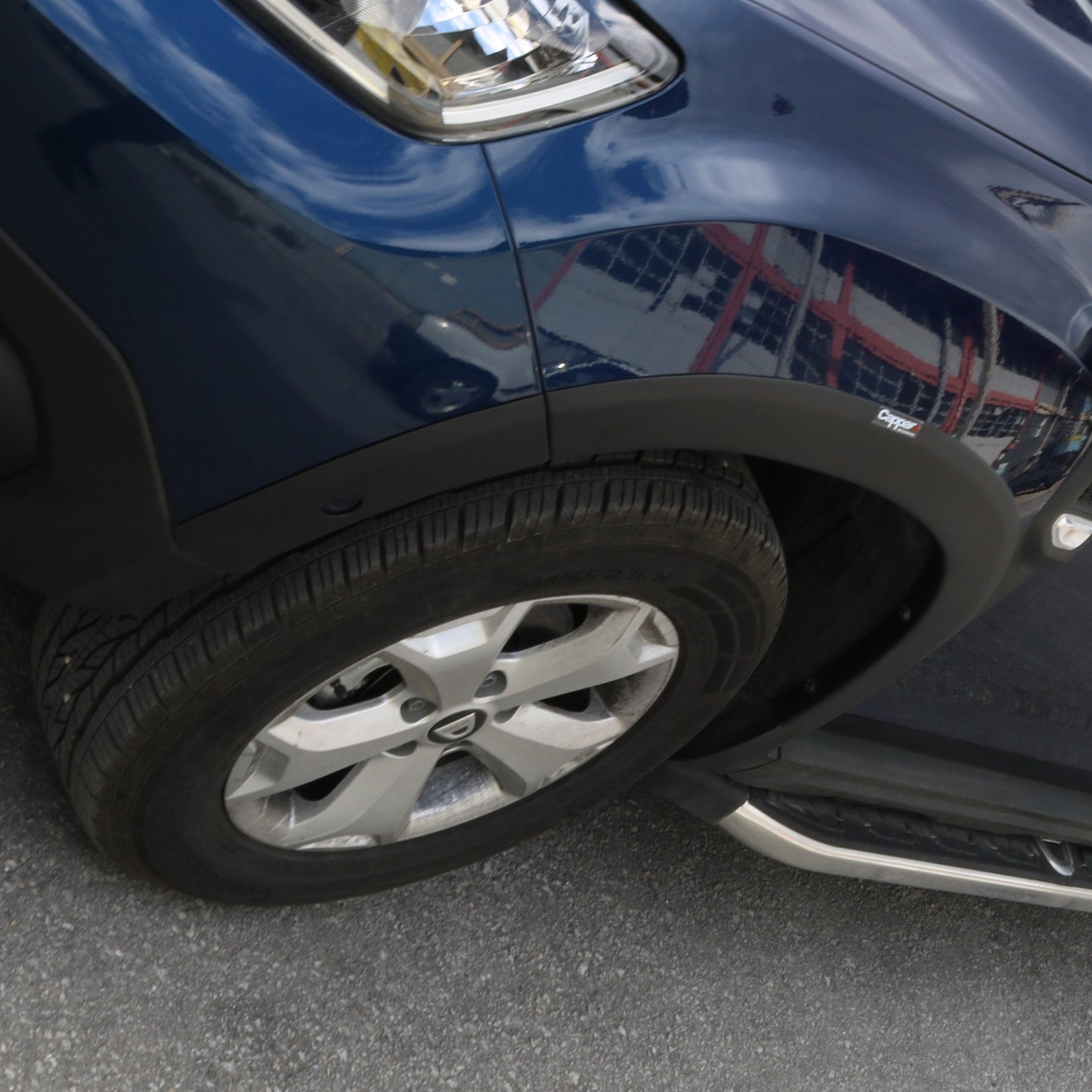 Dacia Duster 2018-2024 Yıl Aralığı Uyumlu Çamurluk Dodik 8 Parça