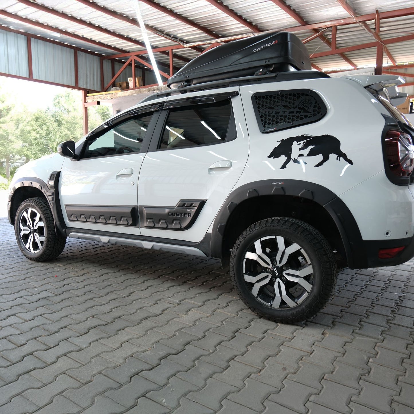 Dacia Duster 2018-2024 Yıl Aralığı Uyumlu Hornet Dodik Set 12 Parça
