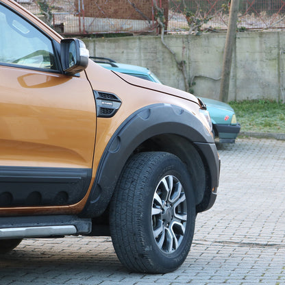 Ford Ranger Wildtrak 2019-2023 Yıl Aralığı Uyumlu Çamurluk Dodik 7 Parça