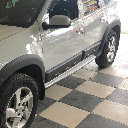 Dacia Duster 2010-2017 Yıl Aralığı Uyumlu Kapı Dodik 4 Parça