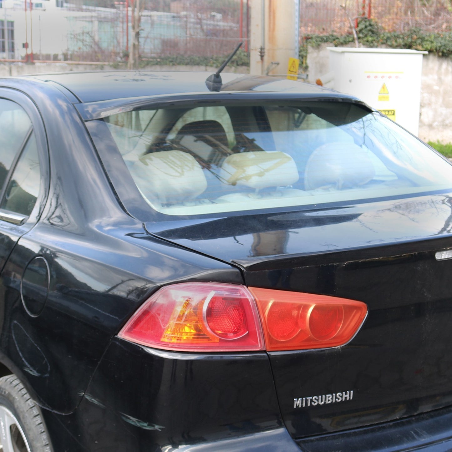 Mitsubishi Lancer 2007-2017 Yıl Aralığı Uyumlu Arka Cam Üstü Spoyler