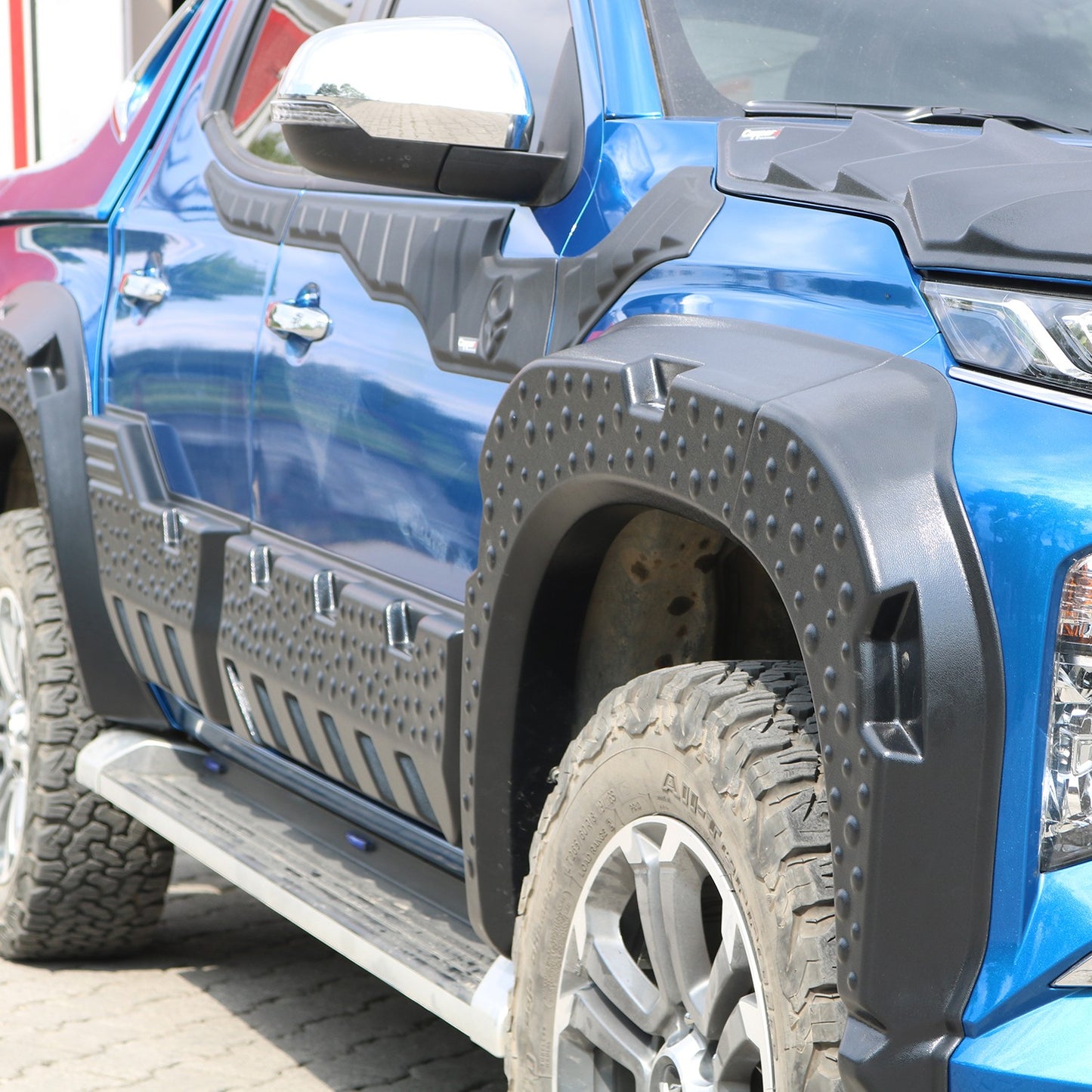 Mitsubishi L200 2019- Yılı ve Sonrası Uyumlu Çamurluk Dodik 8 Parça