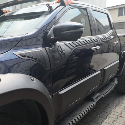 Mercedes X-Class 2017- Yılı ve Sonrası Uyumlu Yarasa Kapı Kaplama 6 Parça