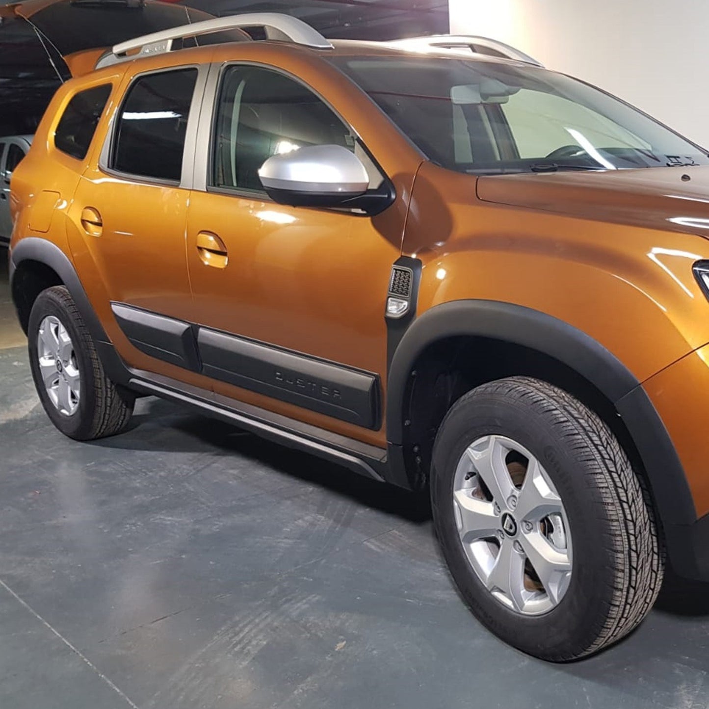 Dacia Duster 2018-2024 Yıl Aralığı Uyumlu Dodik Set 12 Parça