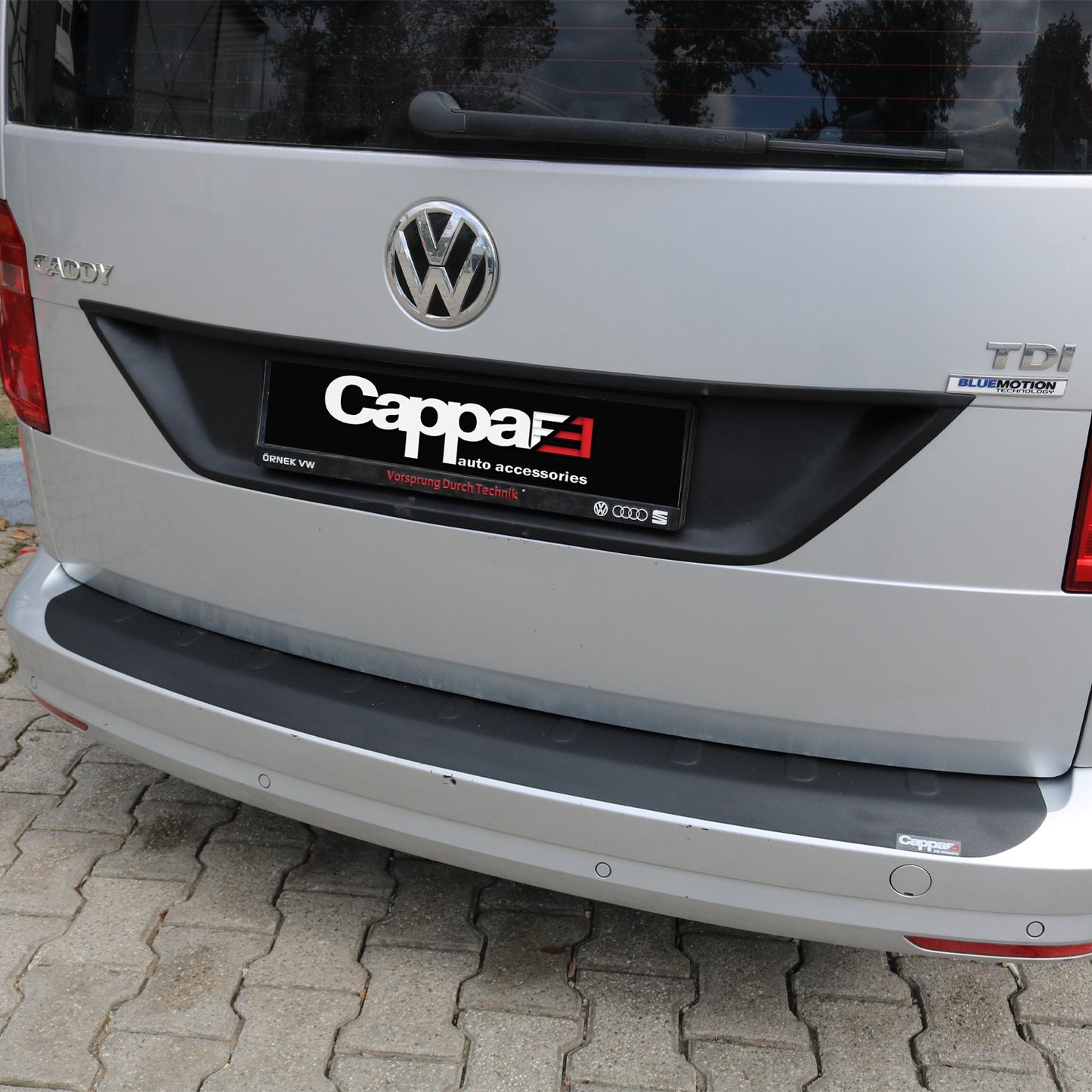 Volkswagen Caddy 2015-2020 Yıl Aralığı Uyumlu Arka Plaka Yeri Kaplama