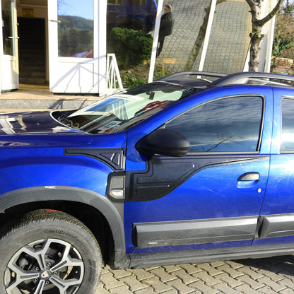Dacia Duster 2018-2024 Yıl Aralığı Uyumlu Yarasa Kapı Kaplama 4 Parça